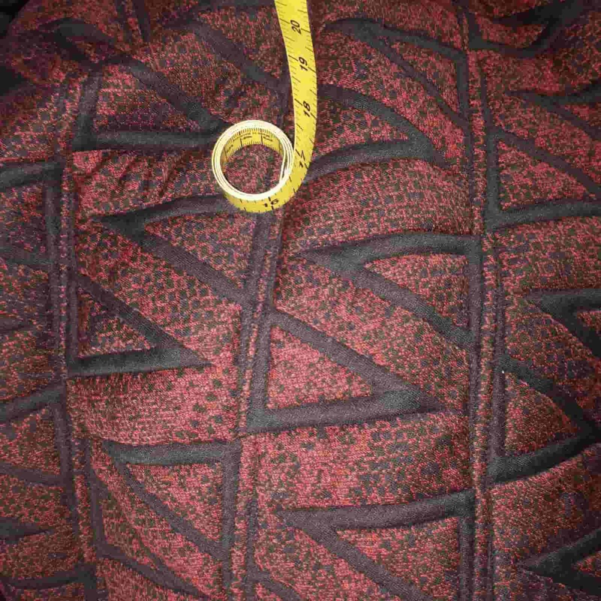 Siyah Kapitone Mont Kumaşı