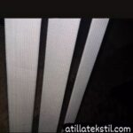 Parti Malı 3 cm Dokuma Lastik - En Sağdaki İse 2 vm - 3 Adet Lastik Uzunlamasına Dizilmiş - Hepsi Beyaz Renk