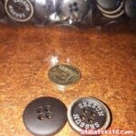 Sessun Marka Korozo Düğme Siyah ve Beyaz Renk - 4 delikli