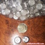 Siyah, Beyaz ve Gri Toptan Gömlek Düğmesi Paketlenmiş Halde (Perakende Değil)