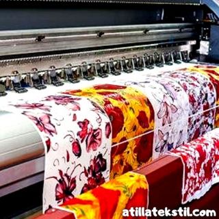 Tekstil Kumaş Dijital Baskı Makinesi  ile Desenli Jorjet Kumaş Üretimi Yapılıyor